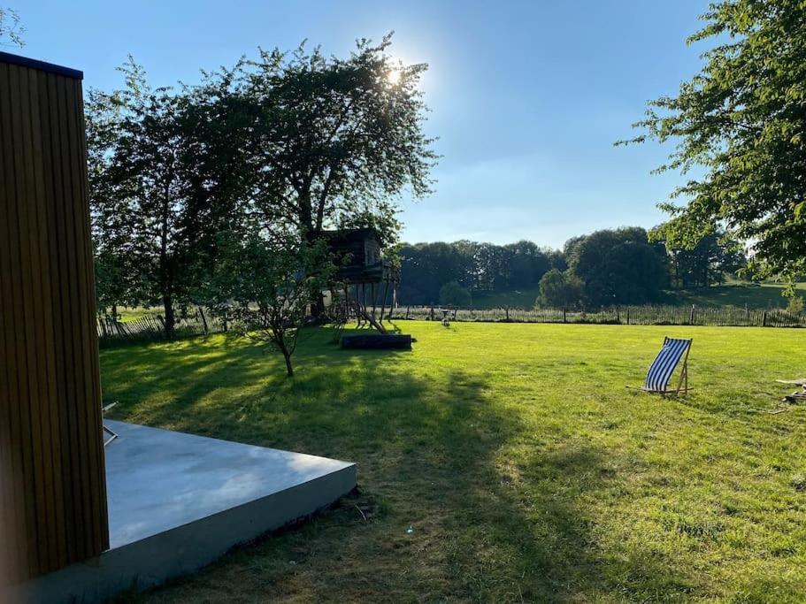 Gerestaureerde Hoeve Met Zicht Durbuy Esterno foto
