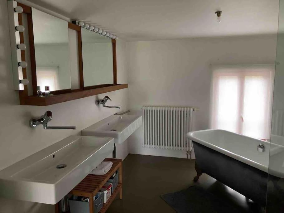 Gerestaureerde Hoeve Met Zicht Durbuy Esterno foto